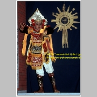 14578 Taenzerin Bali 1986 2.jpg